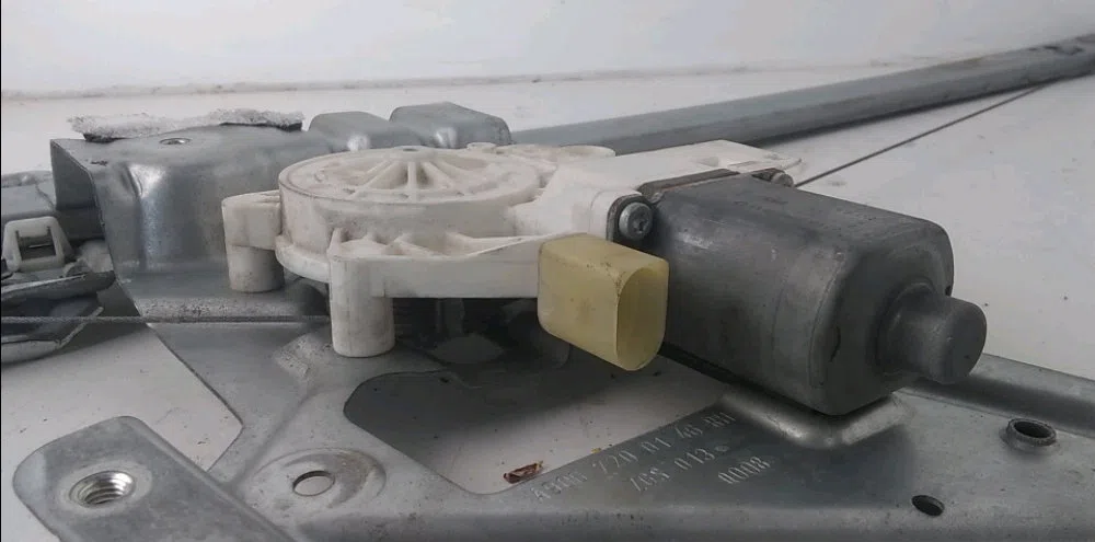 Mecanisme  moteur lève-glace avant droit Mercedes-benz SPRINTER 5-t Camion plate-forme-Châssis (B906) 513 cdi (906.155, 