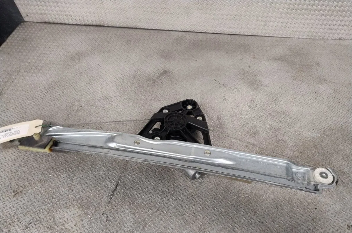 Mecanisme  moteur lève-glace avant droit MERCEDES CITAN 3 420  CITAN 3 420 occasion