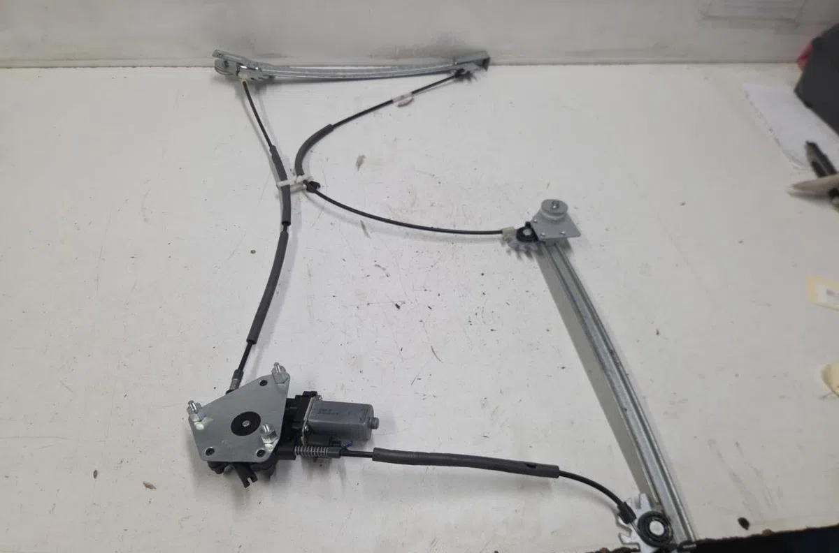 Mecanisme  moteur lève-glace avant droit MINI MINI 1 R50-R53 PHASE 1 occasion