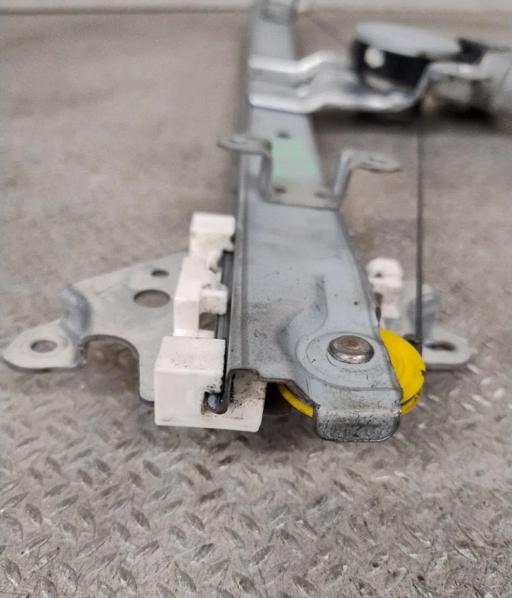 Mecanisme  moteur lève-glace avant droit NISSAN LEAF 1  LEAF 1 occasion