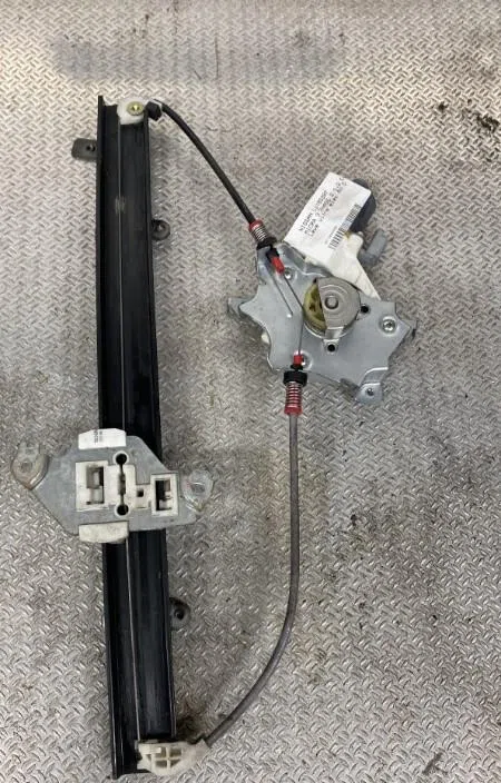 Mecanisme moteur lève-glace avant droit Nissan MICRA III (K12) 1.2 16v (2003-2010) occasion