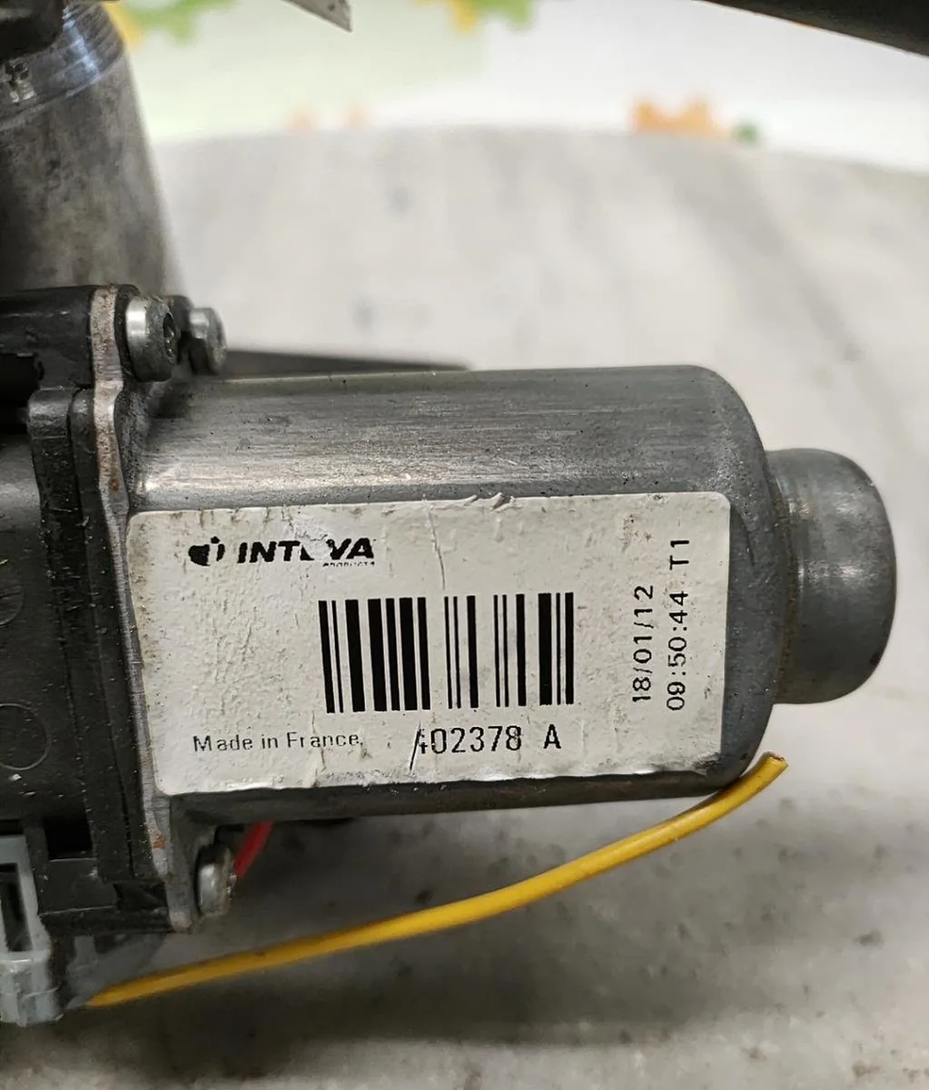 Mecanisme  moteur lève-glace avant droit NISSAN NOTE 1 PHASE 2 occasion