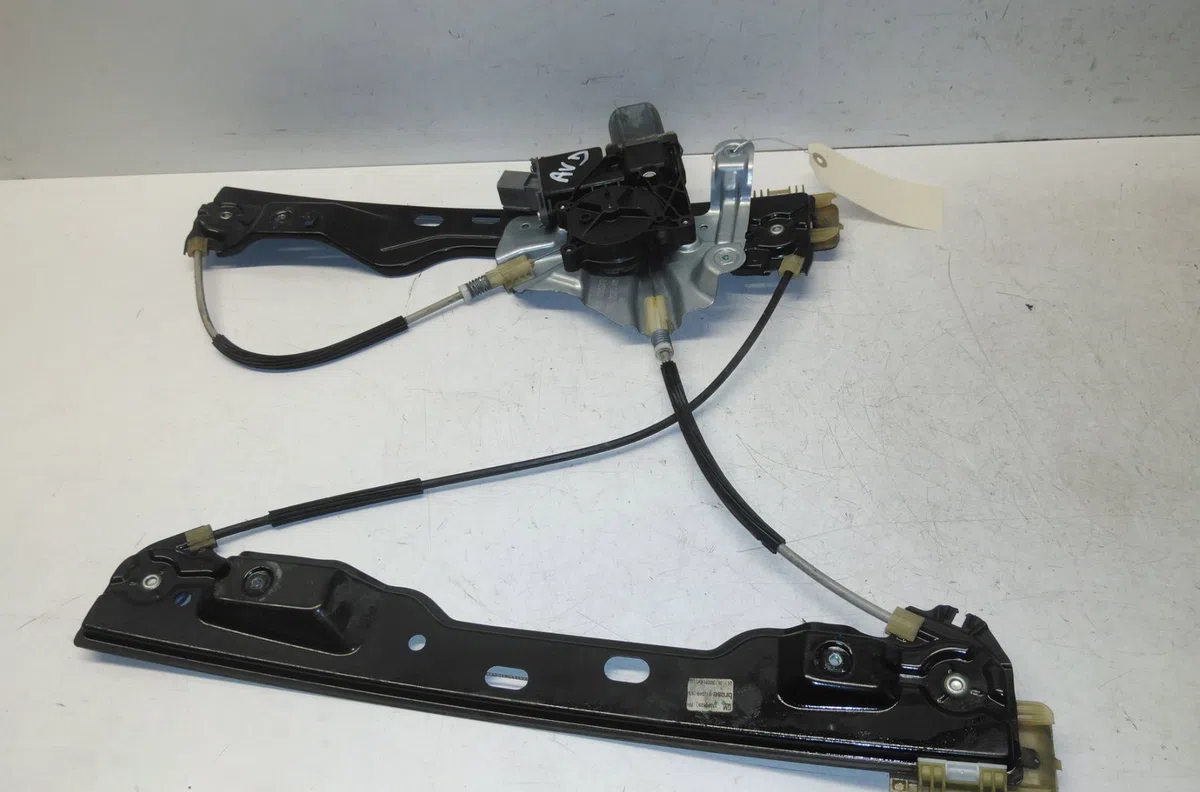 Mecanisme  moteur lève-glace avant droit OPEL ASTRA IV occasion