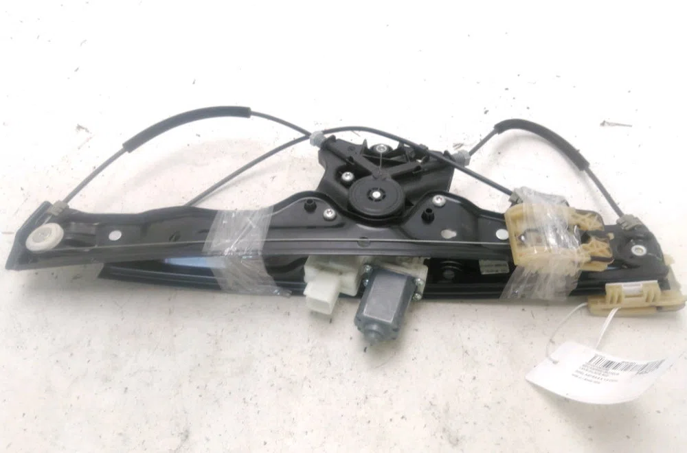 Mecanisme moteur lève-glace avant droit Opel ASTRA K Sports Tourer (B16) 1.6 cdti (35) (2015) occasion