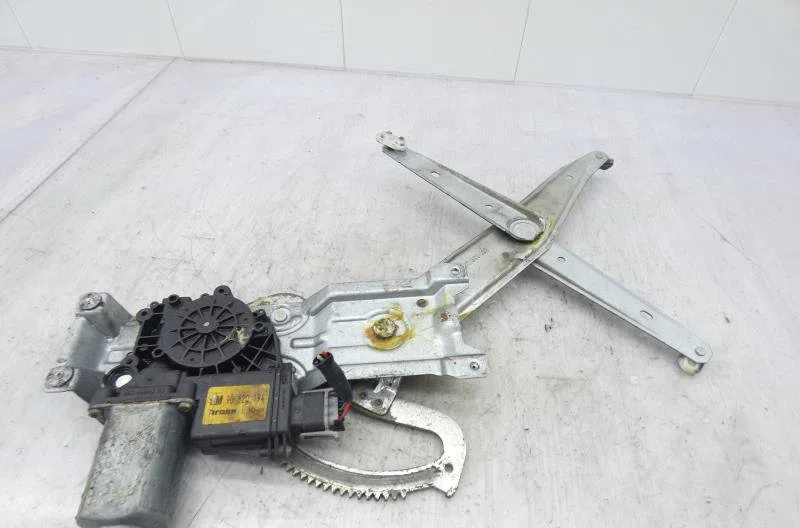 Mecanisme  moteur lève-glace avant droit OPEL CORSA B PHASE 2 occasion
