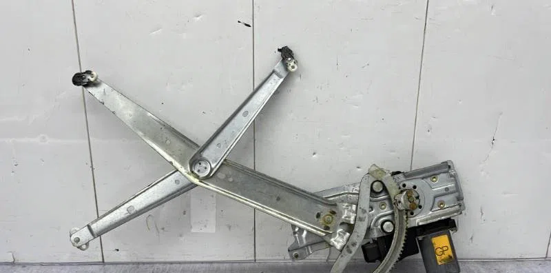 Mecanisme  moteur lève-glace avant droit OPEL CORSA B PHASE 2 occasion