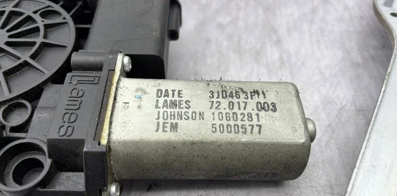 Mecanisme moteur lève-glace avant droit OPEL CORSA D PHASE 1 occasion
