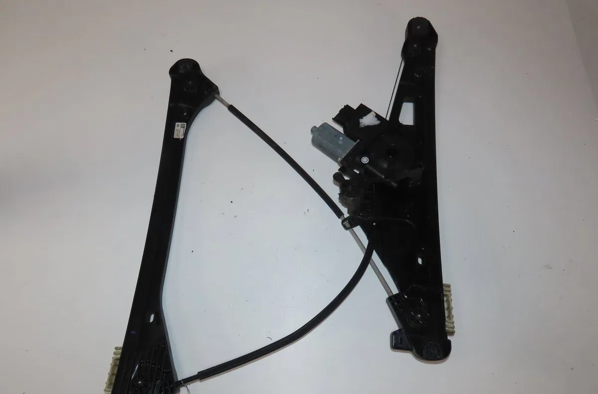 Mecanisme  moteur lève-glace avant droit Opel GRANDLAND - GRANDLAND X (A18, P1UO) 1.2 (75) (2017) occasion
