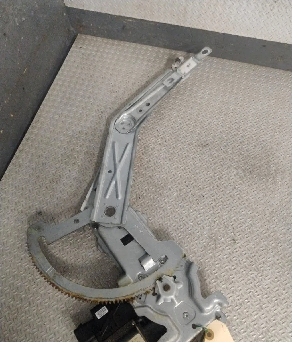 Mecanisme  moteur lève-glace avant droit Opel MERIVA A Monospace (X03) 1.7 cdti (e75) (2003-2010) occasion