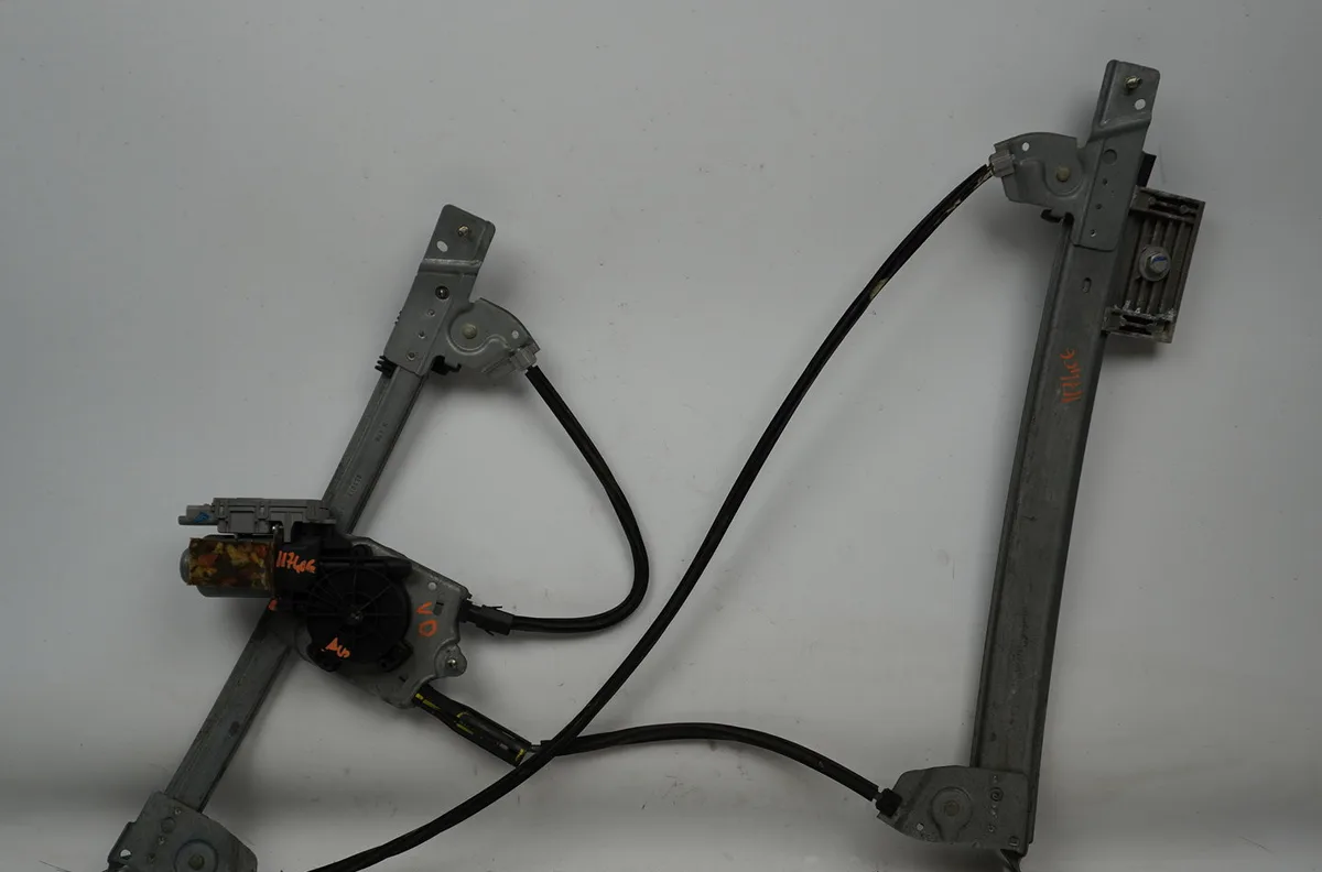 Mecanisme  moteur lève-glace avant droit Opel TIGRA TwinTop (X04) 1.8 (r97) (2004-2010) occasion