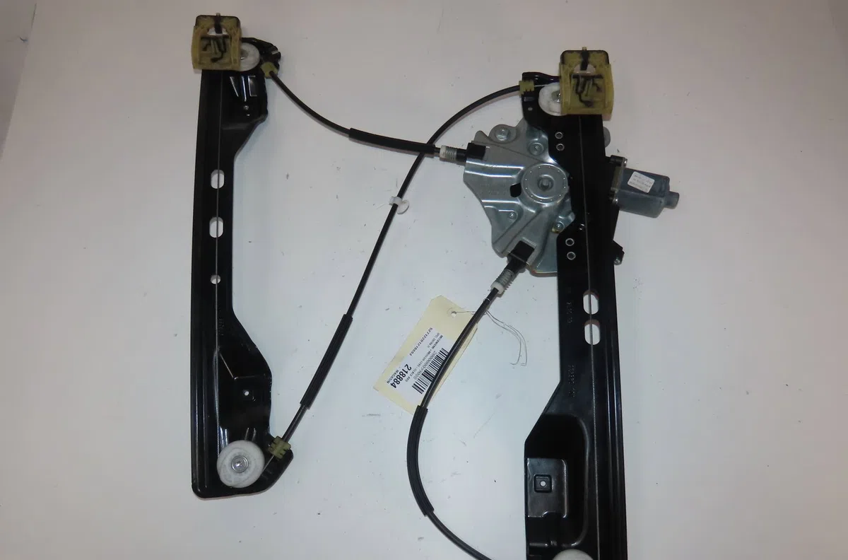 Mecanisme moteur lève-glace avant droit Opel ZAFIRA TOURER C (P12) 1.6 cdti (75) (2013) occasion