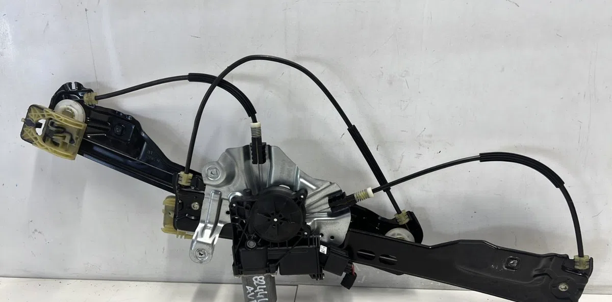 Mecanisme  moteur lève-glace avant droit OPEL ZAFIRA TOURER C PHASE 1 occasion
