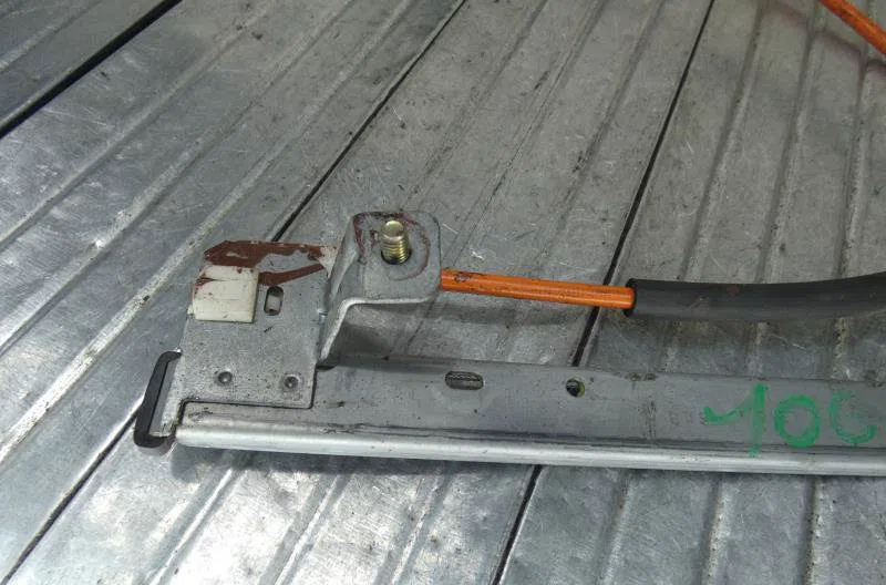 Mecanisme  moteur lève-glace avant droit PEUGEOT 106 PHASE 1 occasion