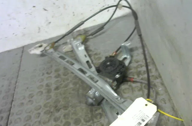 Mecanisme moteur lève-glace avant droit Peugeot 206 3-5 portes (2A-C) 2.0 hdi 90 (1999-2009) 5 portes occasion