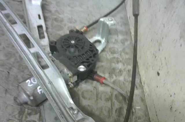 Mecanisme  moteur lève-glace avant droit Peugeot 206 3-5 portes (2A-C) 2.0 hdi 90 (1999-2009) 5 portes occasion