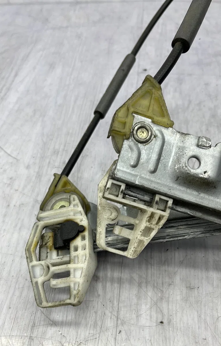 Mecanisme  moteur lève-glace avant droit PEUGEOT 206 PHASE 1 occasion
