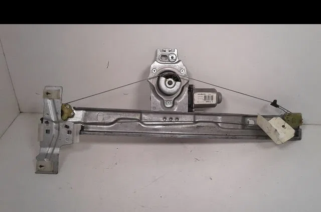 Mecanisme moteur lève-glace avant droit Peugeot 207-207 (WA_, WC_) 1.4 hdi (2006-2015) 5 portes occasion