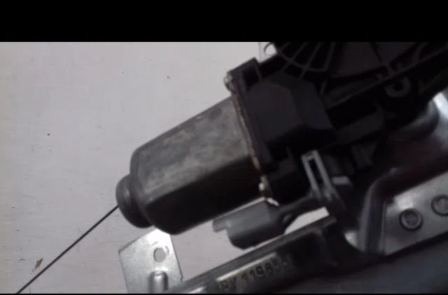 Mecanisme  moteur lève-glace avant droit Peugeot 207-207 (WA_, WC_) 1.4 hdi (2006-2015) 5 portes occasion