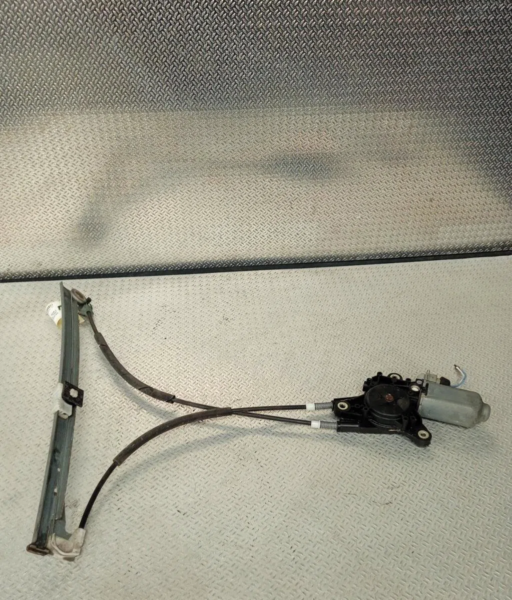 Mecanisme  moteur lève-glace avant droit PEUGEOT 306 PHASE 1 occasion