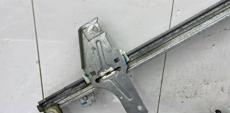 Mecanisme  moteur lève-glace avant droit PEUGEOT 307 PHASE 1 occasion