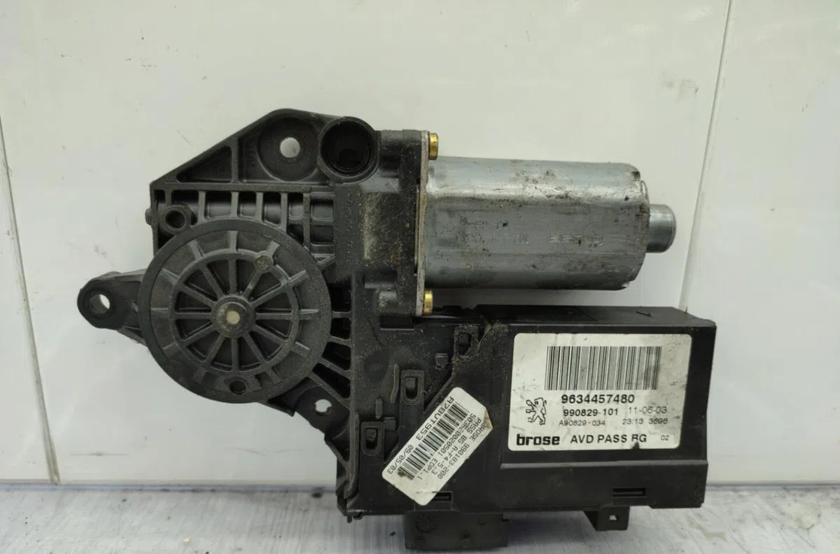 Mecanisme  moteur lève-glace avant droit PEUGEOT 307 PHASE 1 occasion