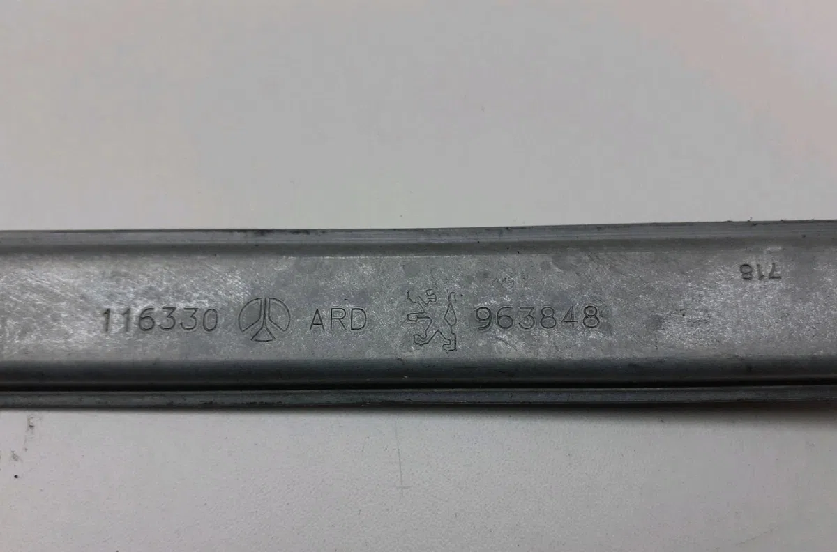Mecanisme  moteur lève-glace avant droit Peugeot 307 SW (3H) 2.0 hdi 90 (2002-2008) occasion
