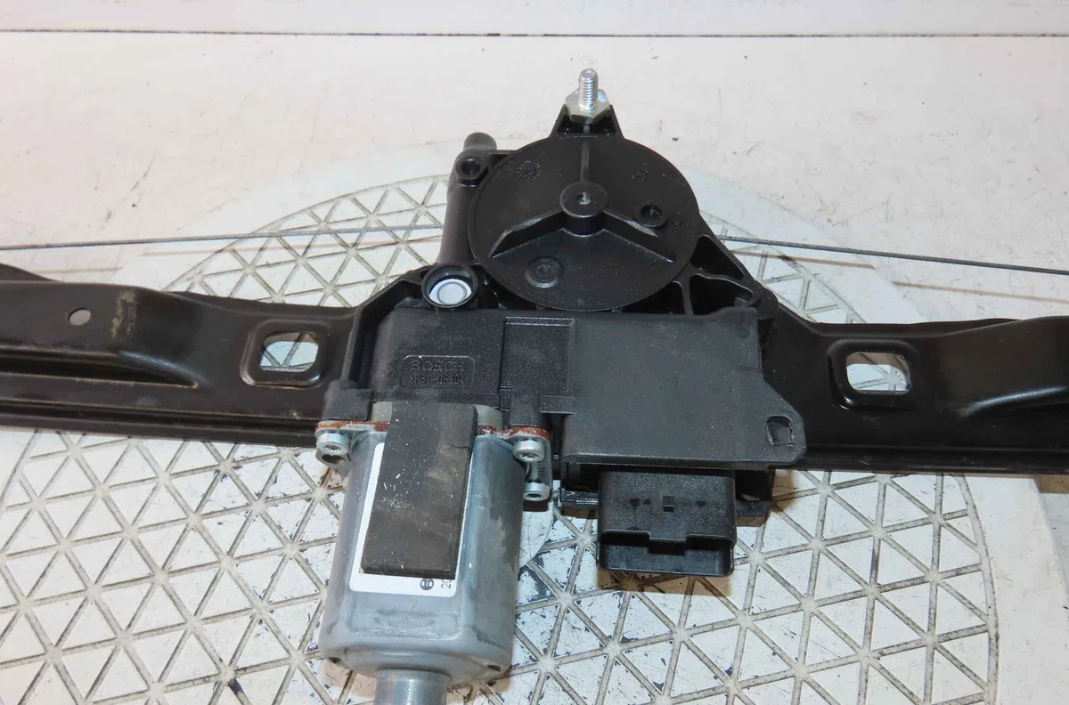 Mecanisme  moteur lève-glace avant droit PEUGEOT BIPPER occasion