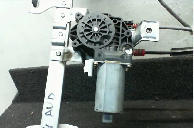 Mecanisme  moteur lève-glace avant droit Peugeot PARTNER Camionnette-Monospace (5_, G_) 2.0 hdi (2000-2008) 3 portes occ