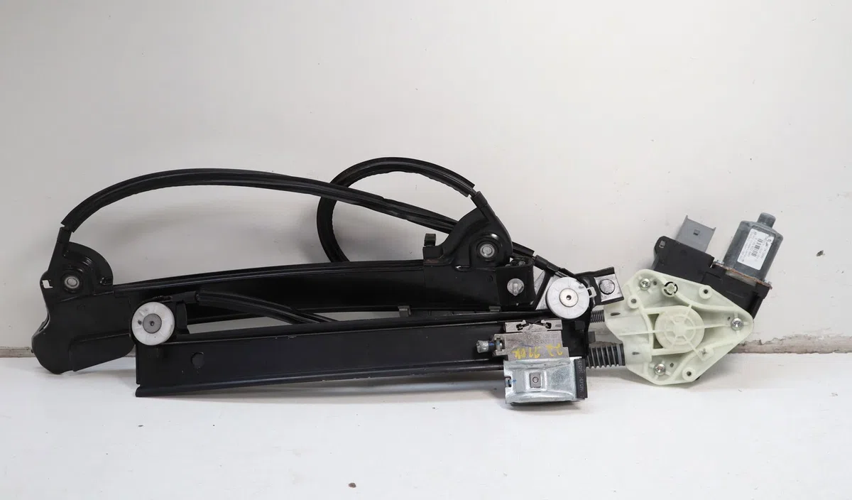 Mecanisme  moteur lève-glace avant droit Peugeot RCZ 1.6 16v (2010-2015) occasion
