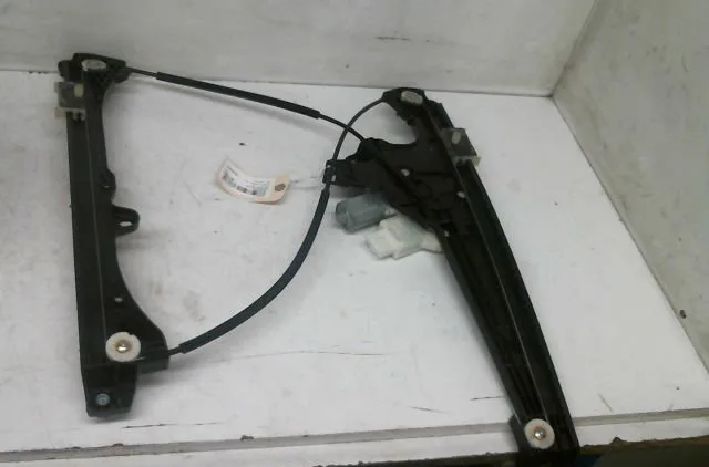 Mecanisme moteur lève-glace avant droit Renault AUSTRAL Tce 160 (hgmj) (2022) occasion