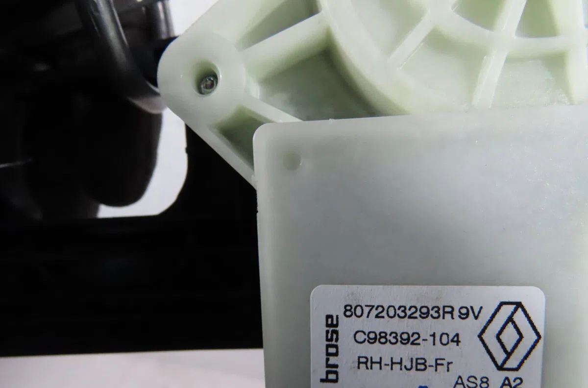 Mecanisme moteur lève-glace avant droit Renault CAPTUR II (HF_) Blue dci 115 (hfad) (2020) occasion