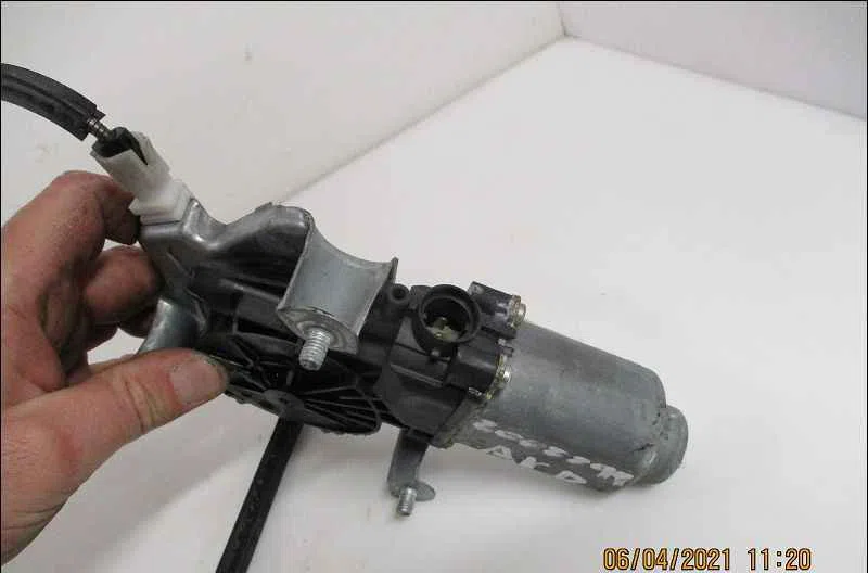 Mecanisme  moteur lève-glace avant droit RENAULT CLIO CAMPUS II occasion