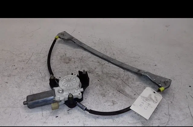 Mecanisme moteur lève-glace avant droit Renault CLIO II (BB_, CB_) 1.5 dci (b-cb08) (2001-2005) 5 portes occasion