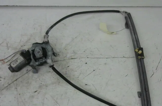 Mecanisme  moteur lève-glace avant droit Renault CLIO II (BB_, CB_) 1.5 dci (b-cb3m) (2005-2010) 3 portes occasion