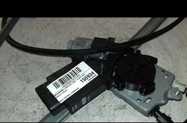Mecanisme  moteur lève-glace avant droit Renault ESPACE IV (JK0-1_) 2.0 dci (jk01, jk02, jk1j, jk1k, jk1h) (2006) occasi