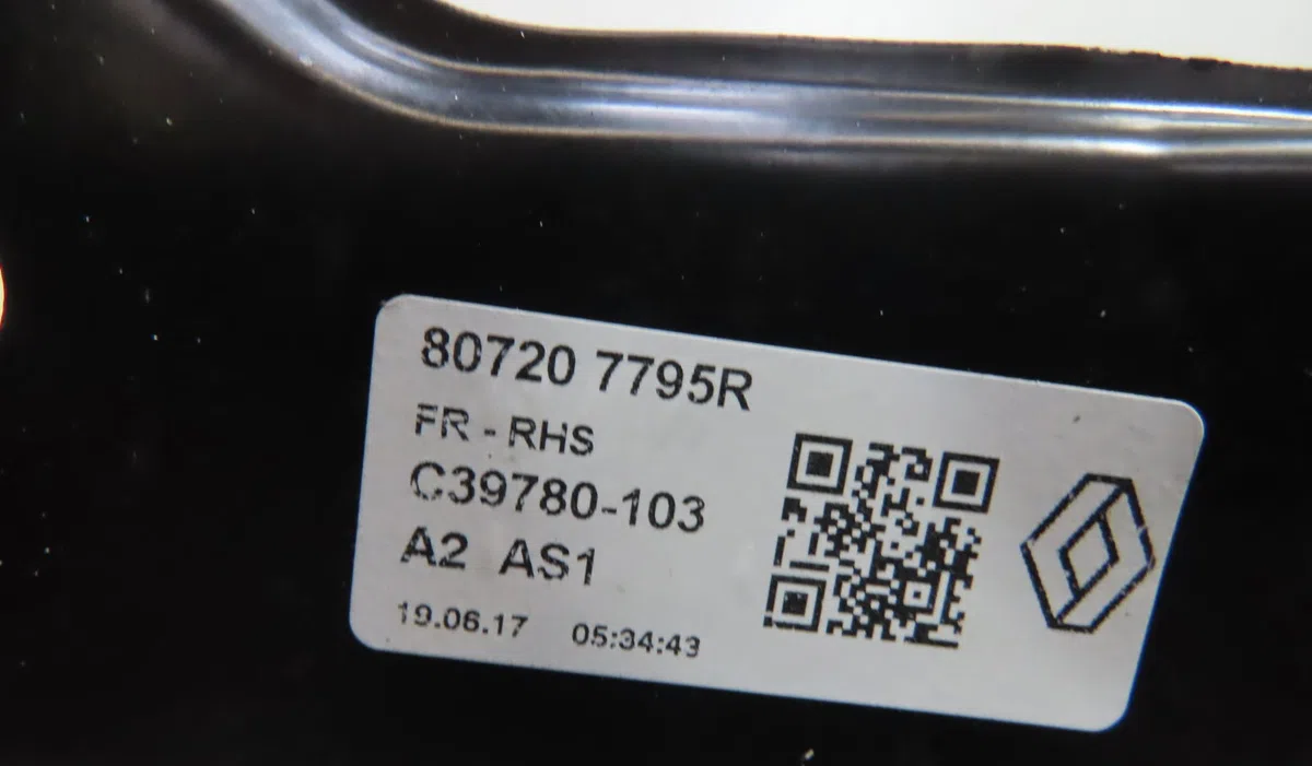 Mecanisme moteur lève-glace avant droit Renault KADJAR (HA_, HL_) 1.6 dci 130 4x4 (2015) occasion