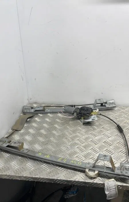 Mecanisme  moteur lève-glace avant droit RENAULT KANGOO 2 PHASE 1 occasion