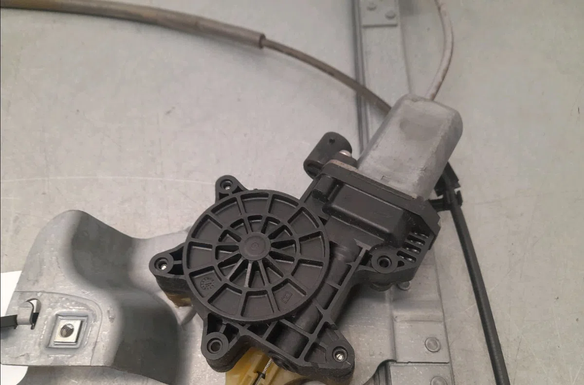Mecanisme  moteur lève-glace avant droit Renault KANGOO Express (FW0-1_) 1.5 dci 75 (fw07, fw10, fw04) (2010) 4 portes o