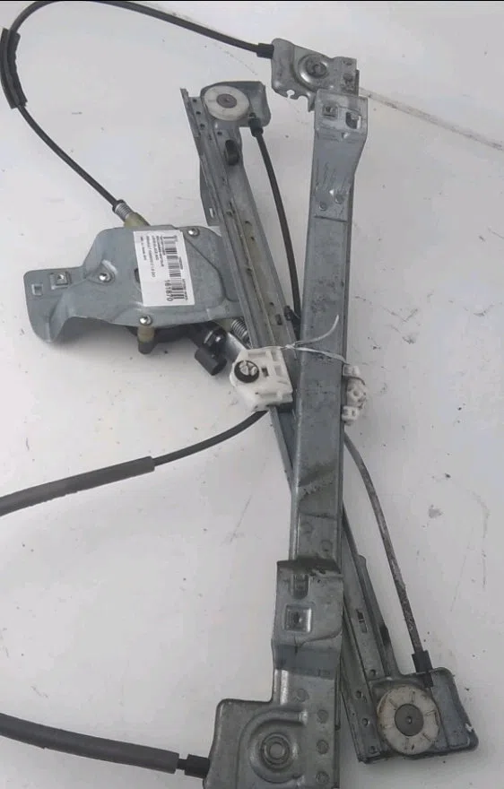 Mecanisme  moteur lève-glace avant droit Renault KANGOO Express (FW0-1_) 1.5 dci 90 (fw0g, fw05, fw08, fw11) (2009) 4 po