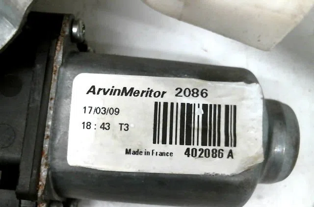 Mecanisme  moteur lève-glace avant droit RENAULT KANGOO occasion