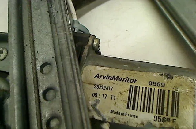 Mecanisme  moteur lève-glace avant droit Renault LAGUNA II (BG0-1_) 1.9 dci (bg1a, bg1v) (2005-2007) occasion