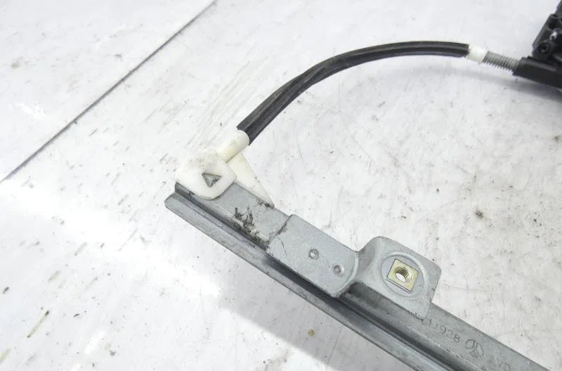 Mecanisme  moteur lève-glace avant droit RENAULT MEGANE 1 PHASE 1 occasion