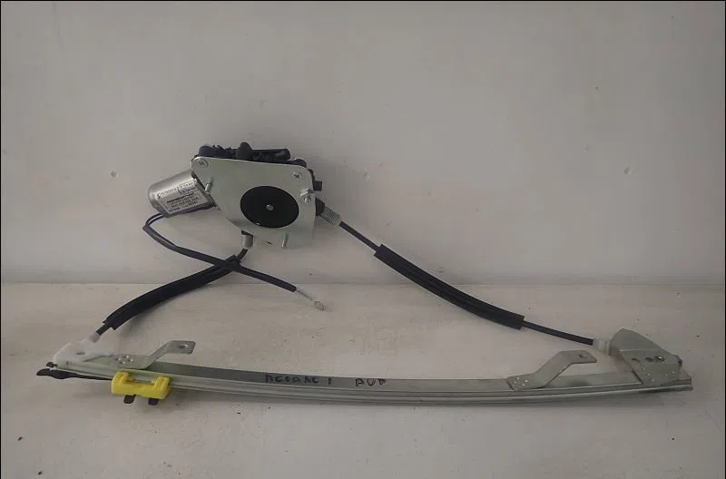 Mecanisme moteur lève-glace avant droit Renault MEGANE I (BA0-1_) 1.6 16v (ba04, ba0b, ba11, ba1j, ba16, ba19, ba1k, ba