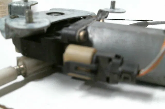 Mecanisme  moteur lève-glace avant droit Renault MEGANE I (BA0-1_) 1.9 dci (ba05, ba1f) (2001-2003) occasion