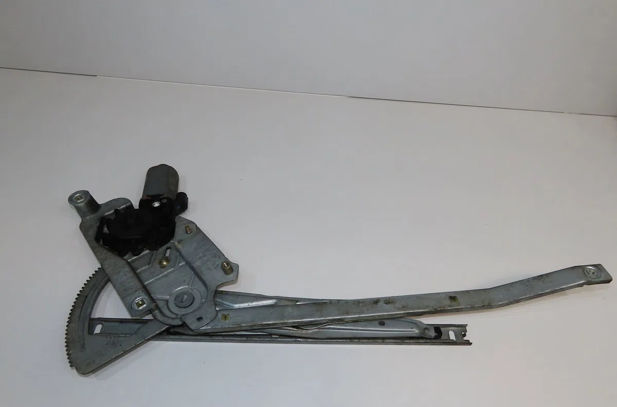 Mecanisme  moteur lève-glace avant droit Renault MEGANE I Cabriolet (EA0-1_) 1.6 e (ea0f) (1996-1999) occasion