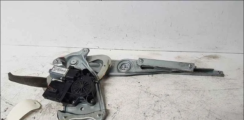 Mecanisme moteur lève-glace avant droit RENAULT MEGANE III occasion