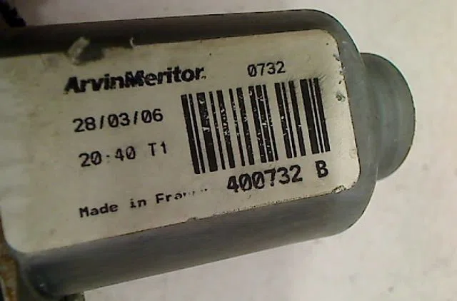 Mecanisme  moteur lève-glace avant droit Renault SCÉNIC I Monospace (JA0-1_, FA0_) 1.6 (ja00, ja16, ja15, ja19, ja1v, ja