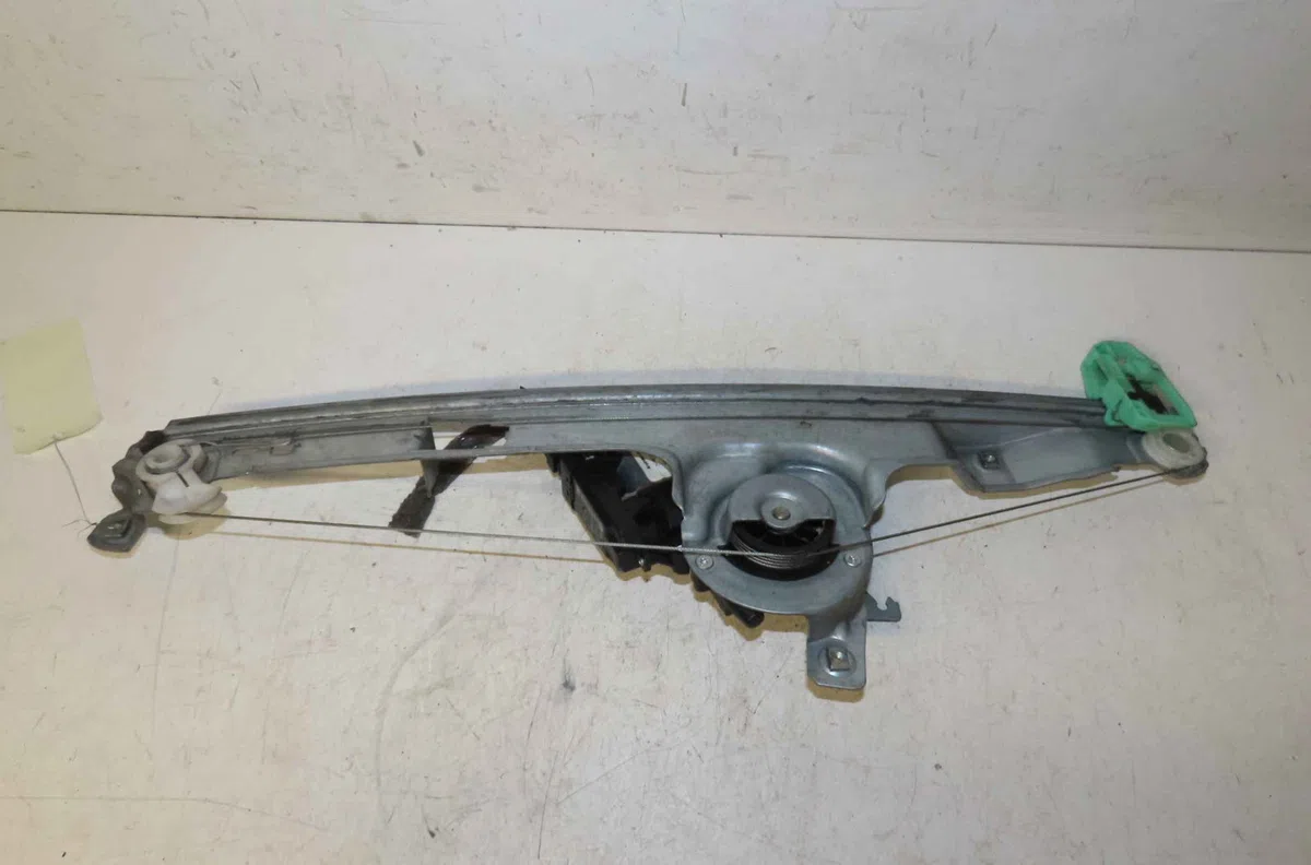 Mecanisme  moteur lève-glace avant droit RENAULT SCENIC  II occasion