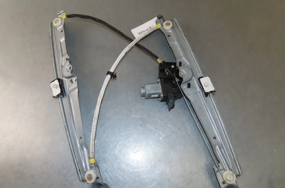 Mecanisme  moteur lève-glace avant droit RENAULT SCENIC IV  1.3 TCe 140ch occasion