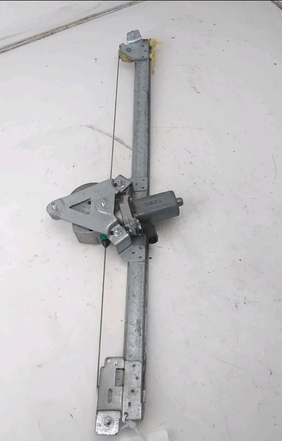 Mecanisme moteur lève-glace avant droit Renault TRAFIC II Camionnette (FL) 2.0 dci 90 (fl0h) (2006) occasion